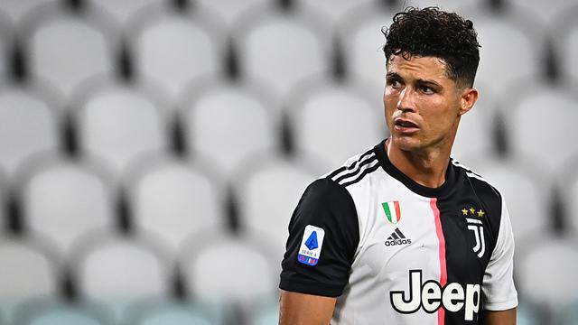 Kibarkan Bendera Putih Cristiano Ronaldo Menyerah Kejar Immobile Bola Liputan6 Com