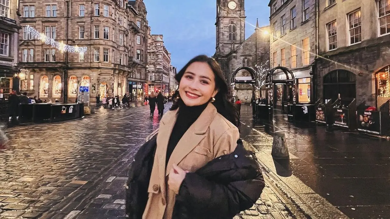 Prilly Latuconsina