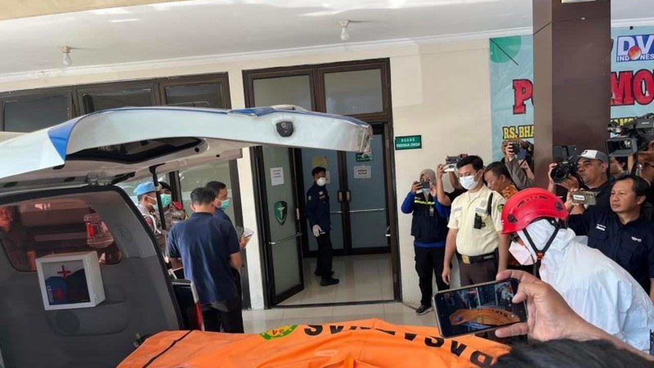 Mengejutkan, 45 Kantong Jenazah Korban Ponpes Al Khoziny Diterima RS Bhayangkara Surabaya untuk Identifikasi