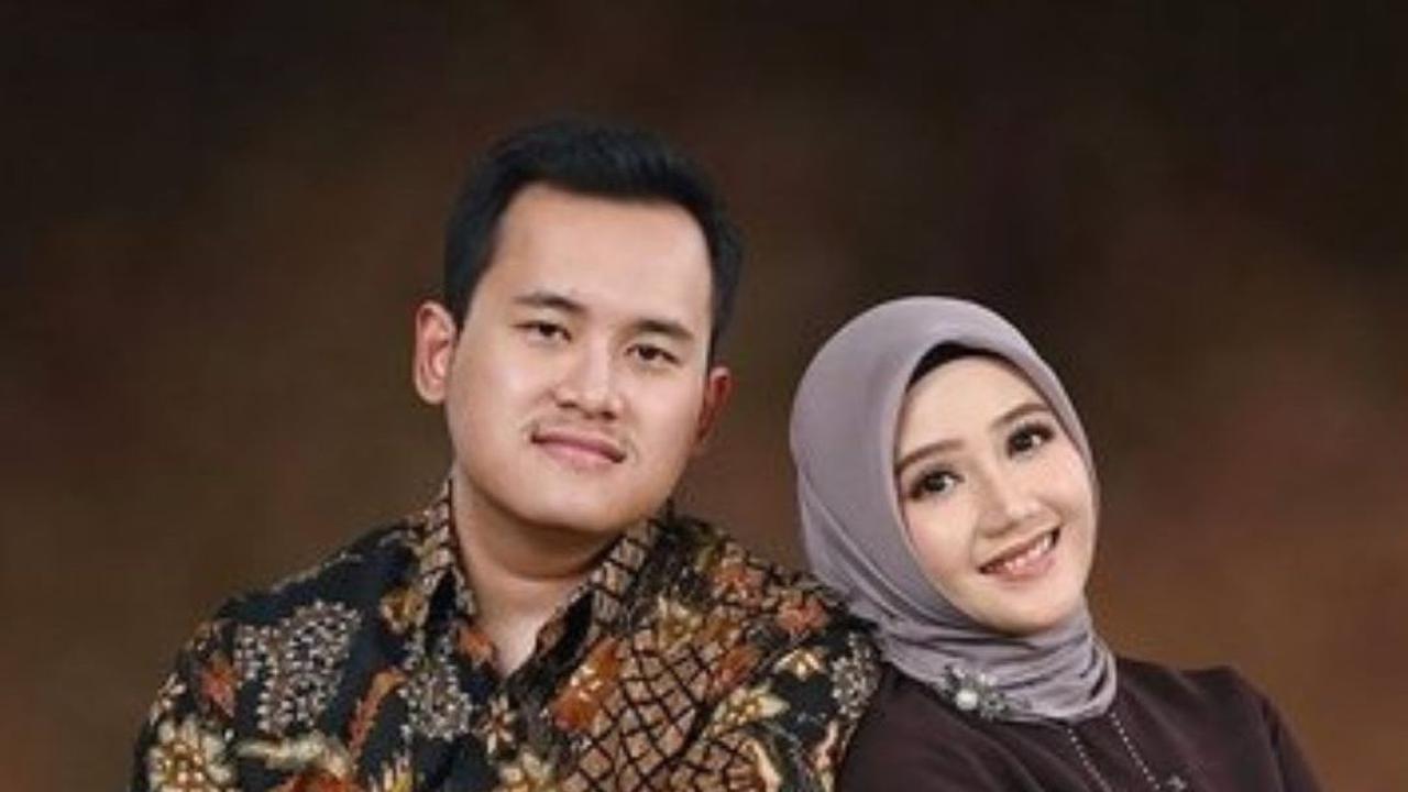 Nah, itu tadi deretan potret terbaru Jessica Anastasya, yang kini sudah berumah tangga dan memutuskan untuk mengenakan hijab.