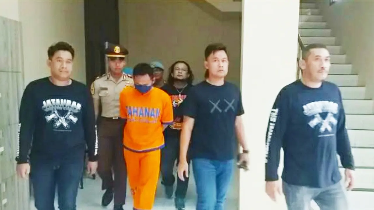 Mutilasi Wanita Dalam Koper