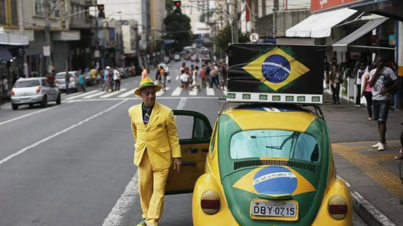 Nelson Paviotti Pakai Baju Warna Nasional Brazil Selama 20 Tahun 