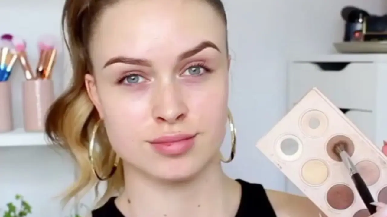 Makeup yang Cocok untuk Kamu yang Berkulit Putih