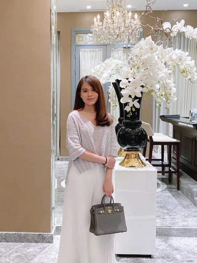 Chen Giovani, calon menantu Hotman Paris (Instagram/chengiovanis)