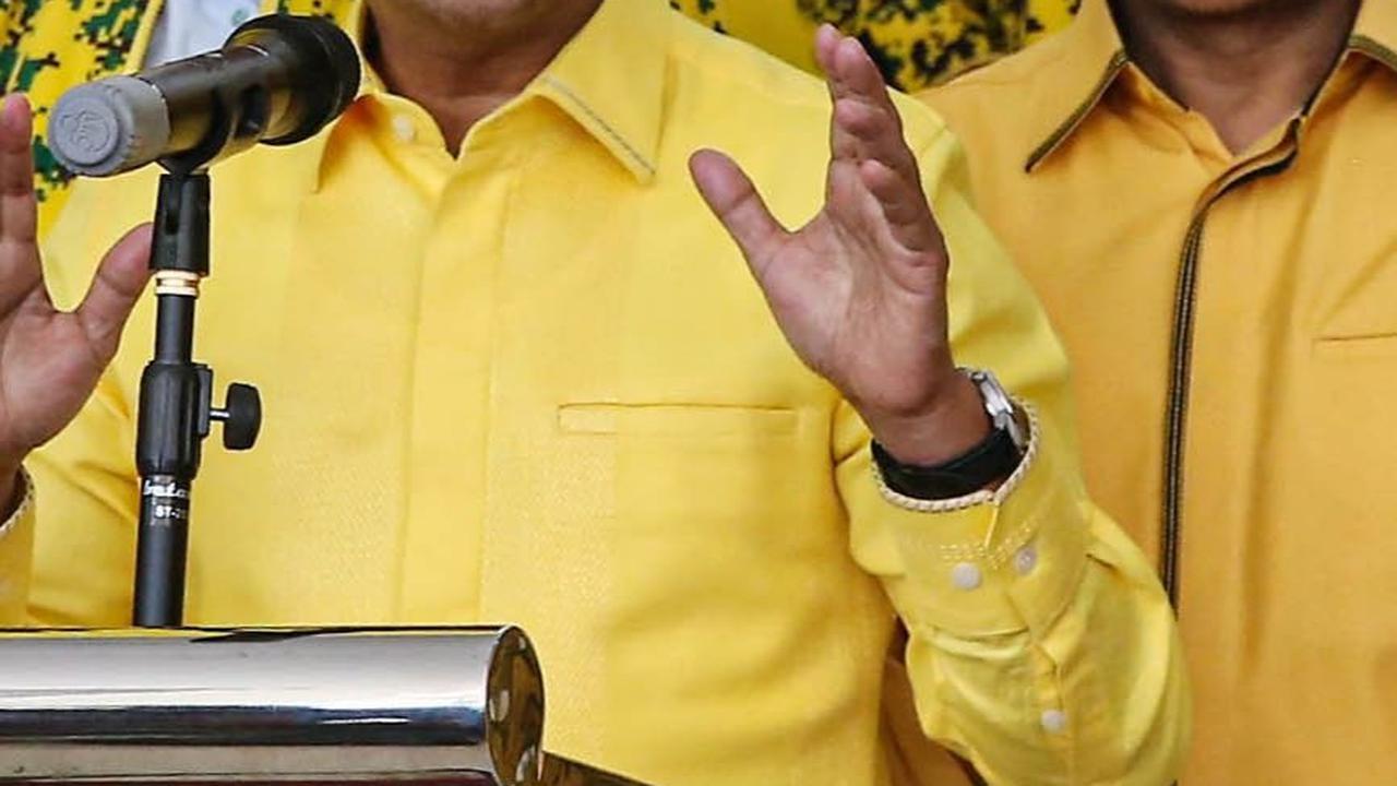 Pengumuman ini disambut gembira oleh para pendukung Airin dan Ade, yang berharap bahwa dukungan dari Golkar akan memperkuat peluang menang di Pilkada Banten. Foto: Liputan6.com / Angga Yuniar