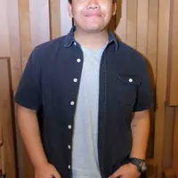 Setelah CJR tinggal oleh Iqbaal, kini tinggal Kiki dan Aldi. Ditanya mengenai kembali Bastian Steel ke CJR, Kiki mengaku bahwa itu sulit terwujud. Ia menyerahkannya pada manajemen. (Andy Masela/Bintang.com)