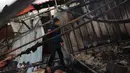 Serangan Israel menghantam tenda-tenda tempat para pengungsi Palestina bersama keluarga berlindung. Serangan tersebut menyebabkan kebakaran besar yang menghanguskan lokasi pengungsian tersebut. (BASHAR TALEB/AFP)