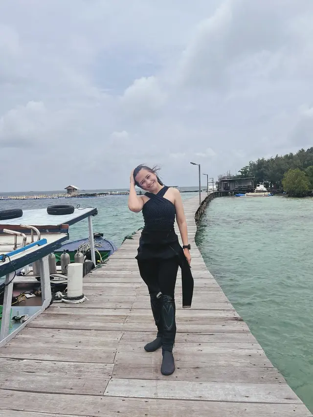 Dapat Lisensi, Ini 7 Momen Seru Prilly Latuconsina saat Meyelam