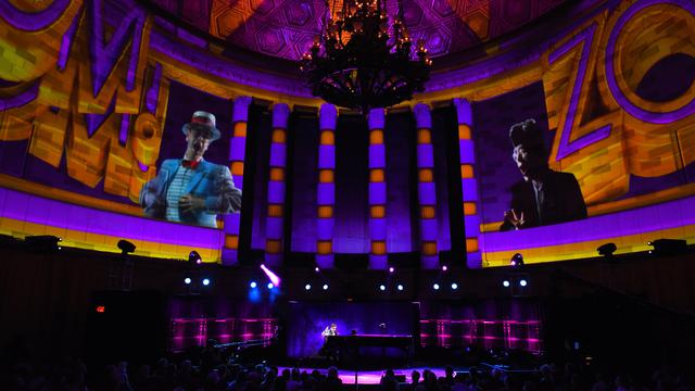 Legenda Pop Elton John Bakal Gelar Tur Perpisahan September 2018