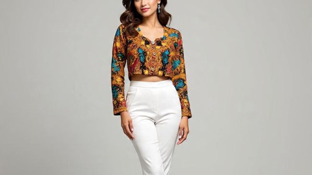 7 Model Blazer Crop Top Batik Lengan Panjang, Inspirasi Outfit Sempurna untuk Berbagai Acara