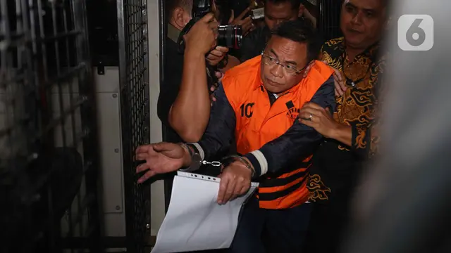 Terjaring OTT Terkait Korupsi Pengisian Jabatan Perangkat Desa, Bupati Pati Sudewo Ditahan KPK