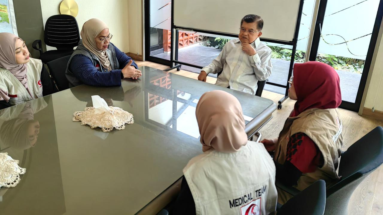 Bantu Korban Gempa, PMI dan Mer-C Kirim Tim Kesehatan dan Obat-obatan ke Afghanistan