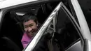 Wartawan Filipina Maria Ressa, salah satu pemenang Hadiah Nobel Perdamaian 2021 dan CEO Rappler, meninggalkan gedung Pengadilan Banding Pajak setelah keputusan pengadilan di Quezon City, Rabu (18/1/2023). Ressa dan Muratov dianugerahi Nobel 2021 atas upaya mereka untuk menjaga kebebasan berekspresi. (AP Photo/Basilio Sepe)