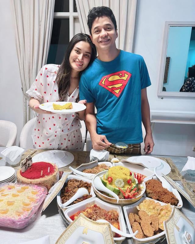 8 Seleb wanita ini gugat cerai suami di tahun 2025, terbaru Sabrina Chairunnisa