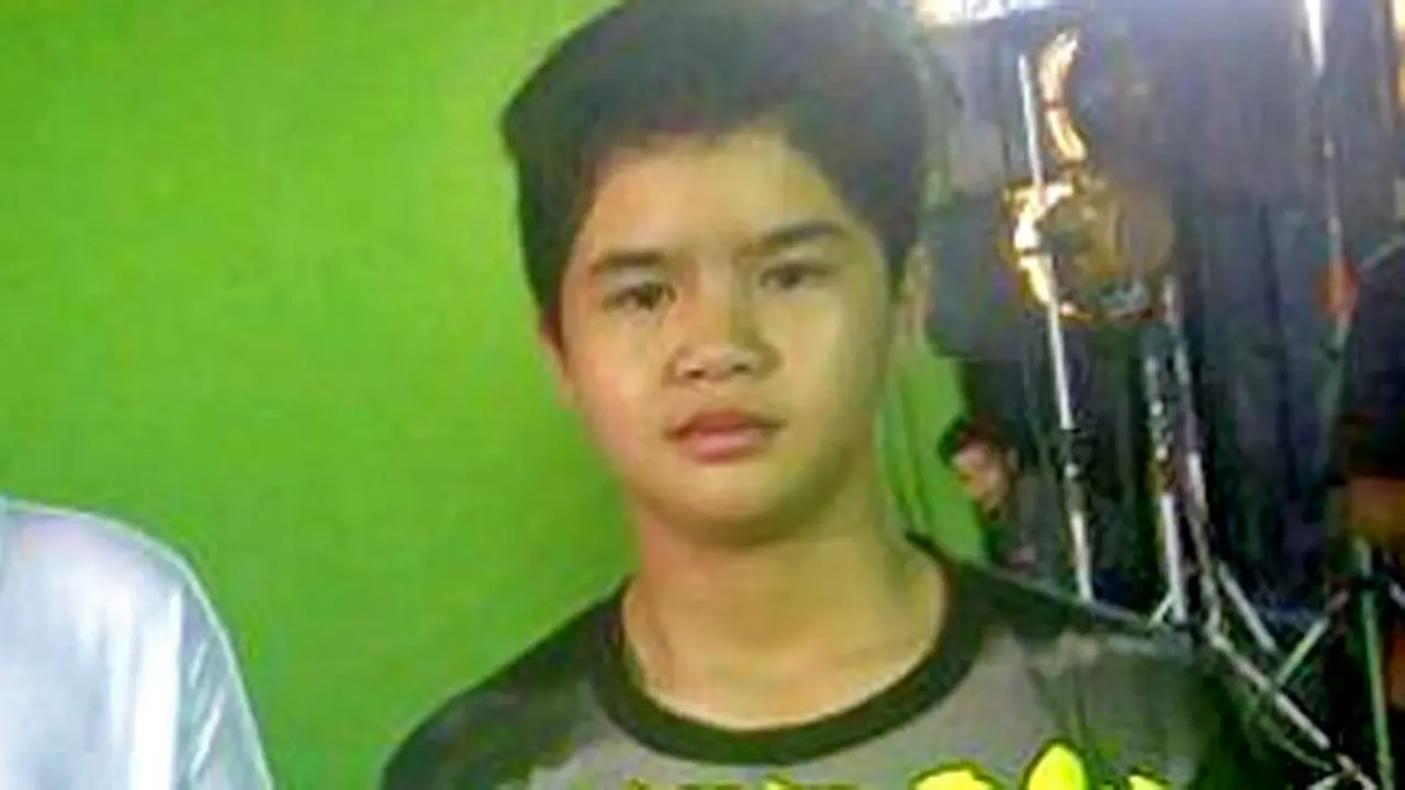 dul-ahmad-130909b.jpg