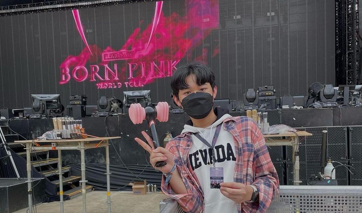 Aktif Menjadi Fanboy K-Pop