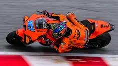 Hanya dalam hitungan hari, kalender MotoGP 2022 siap dimulai. Total 24 pembalap akan bersaing dalam 21 seri, jumlah balapan terbanyak sejak pertama kali bergulir pada 1949. Lima dari 24 pembalap merupakan rookie atau pendatang baru di MotoGP. Siapa saja sih? (AFP/Ahmad Fadali)