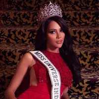 Bunga Jelitha dengan makeup flawless khas perempuan Indonesia. (Sumber foto: bungajelitha21/instagram)