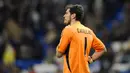 Kiper legendaris Real Madrid ini dikabarkan memang kurang harmonis dengan Jose Mourinho. Namun Iker Casillas yang telah memainkan 136 pertandingan di bawah asuhan Mourinho pernah dinobatkan sebagai kiper terbaik La Liga pada 2012. (AFP/Pierre-Philppe Marcou)