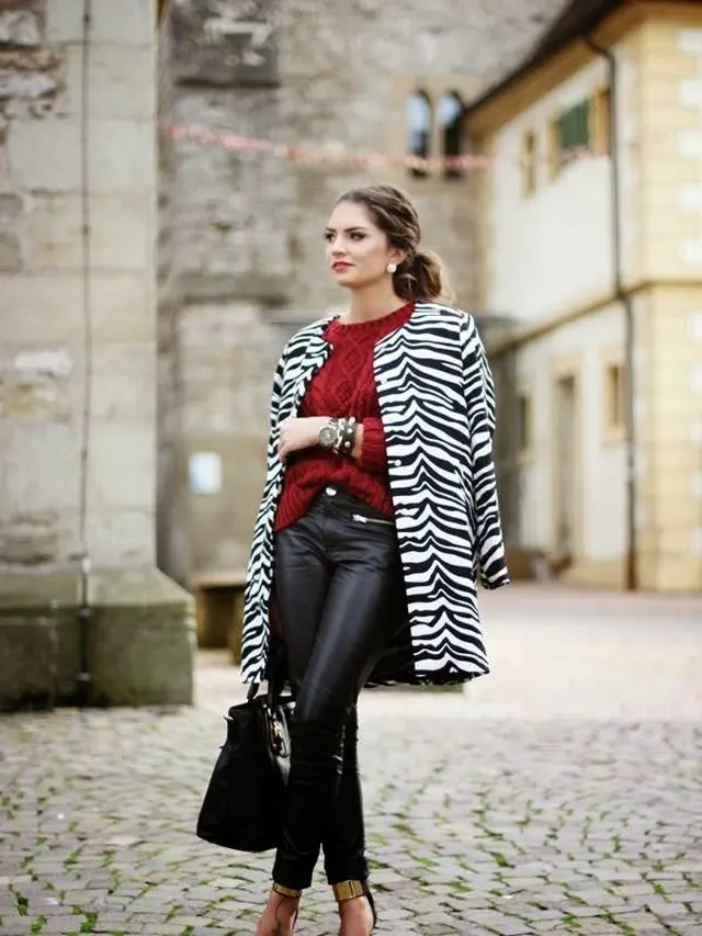 Mix n match outfit motif zebra