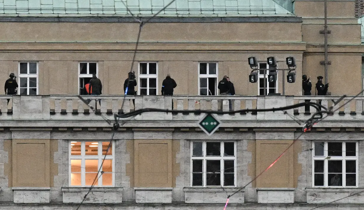 Tragedi itu disebut sebagai serangan paling mematikan dalam sejarah modern Ceko. (Michal CIZEK / AFP)