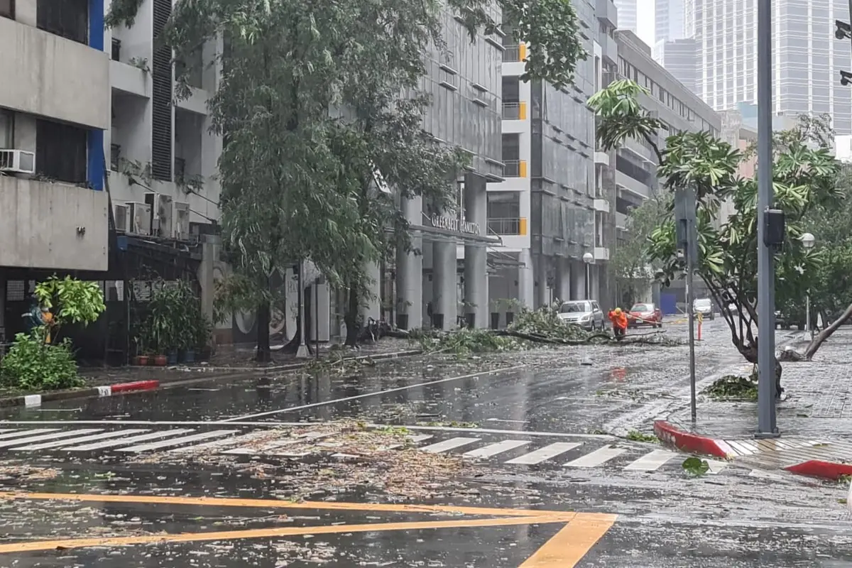 Banjir di Metro Manila pada Kamis 12 November 2020.