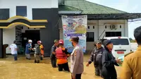 PT Jawa Satu Power dan kontraktor pembangunan PLTGU Jawa 1 bergerak cepat memberikan bantuan kepada warga terdampak banjir.