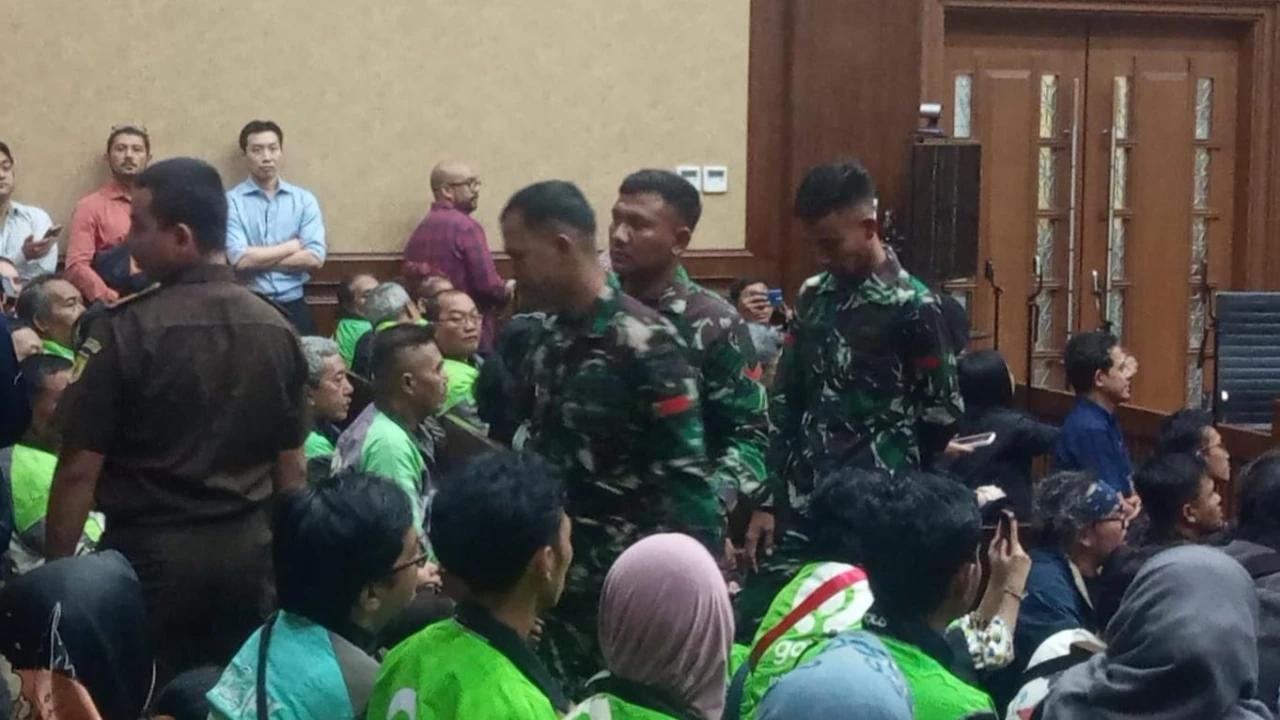 Penjelasan Kejagung soal Kehadiran Prajurit TNI di Sidang Chromebook Seret Nadiem Makarim