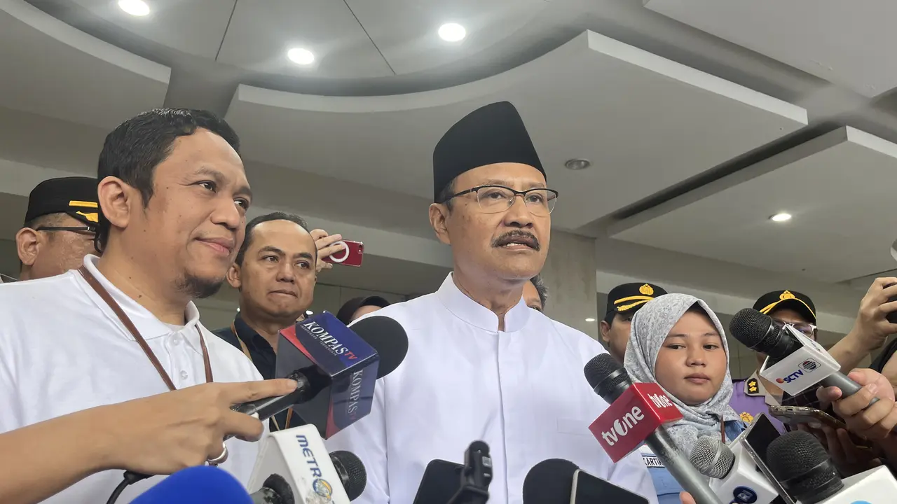 Menteri Sosial (Mensos), Safullah Yusuf