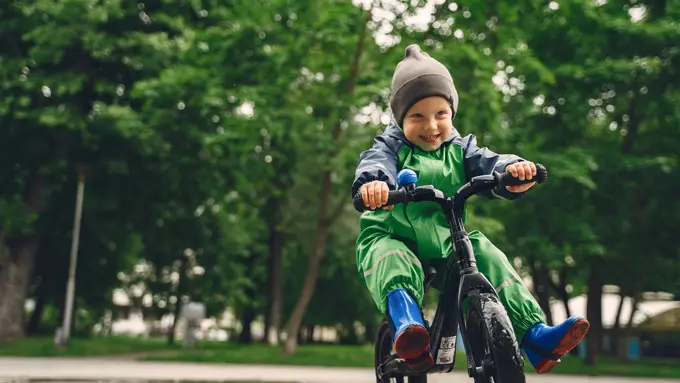 Ketahui Manfaat Push Bike yang Sedang Hits untuk Tumbuh Kembang Anak