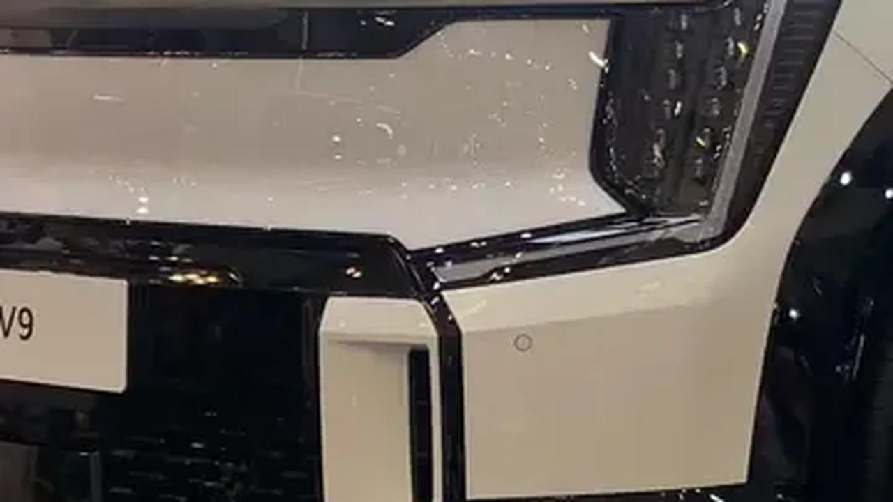 Harganya Nyaris Rp 2 Miliar, Mobil Listrik Kia EV9 GT-Line Laris di GIIAS 2023