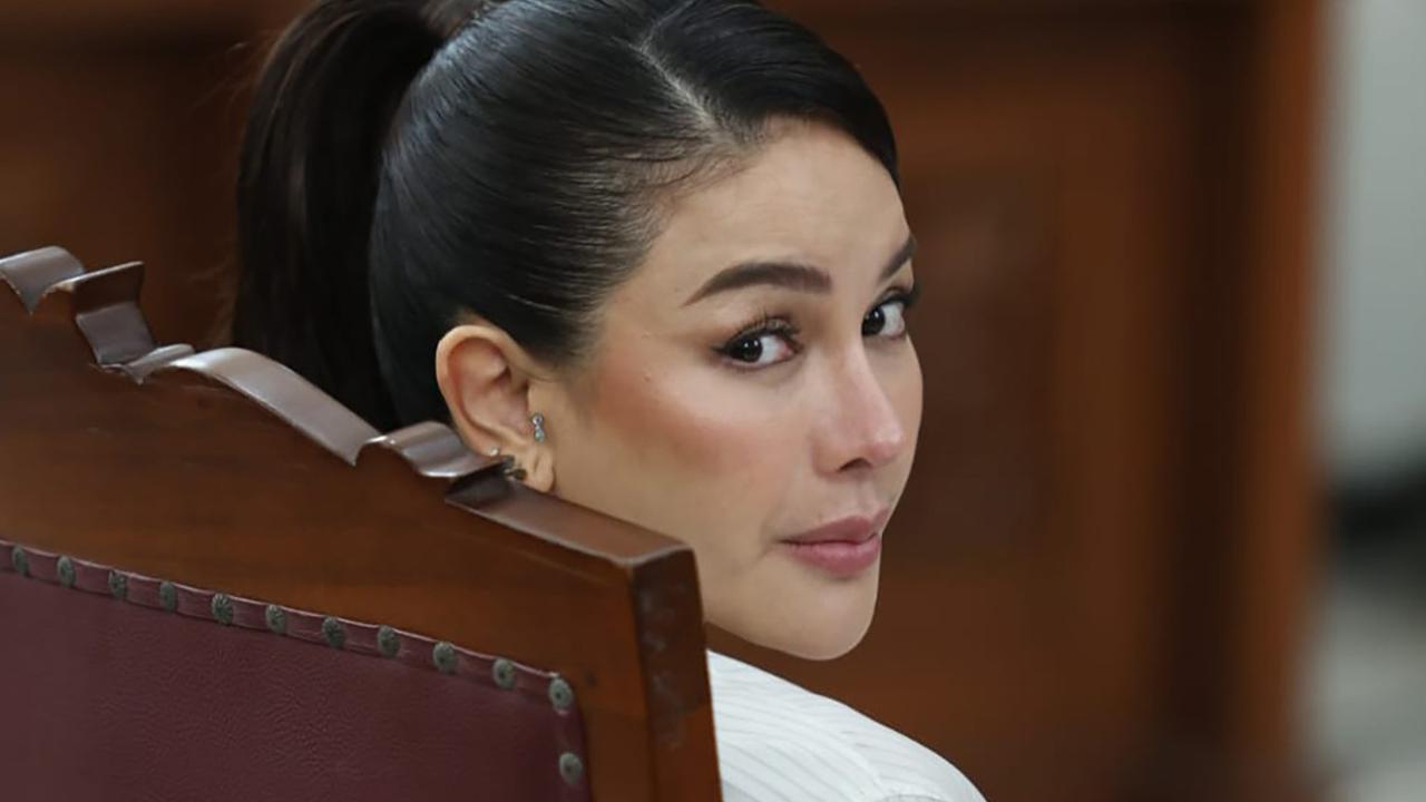FOTO: Sidang Diwarnai Demo, Nikita Ajukan Eksepsi atas Dakwaan Pemerasan dan TPPU