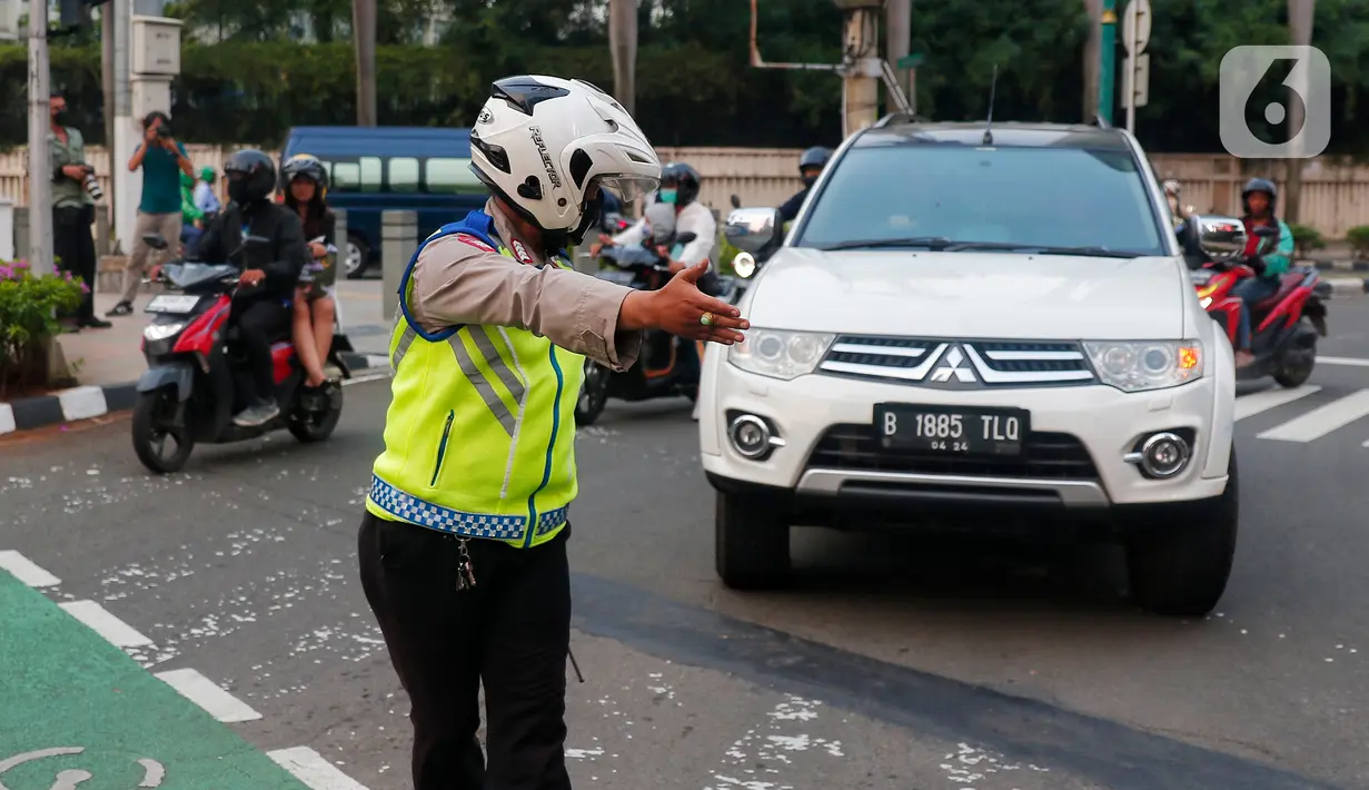 Kebijakan ini mulai terasa efektif pada hari ini, Senin 15 Mei 2023. (Liputan6.com/Angga Yuniar)