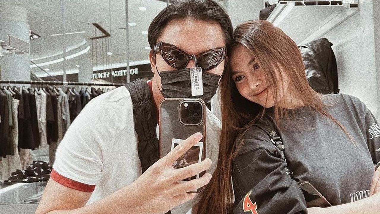 Pengajuan isbat nikah ini bertujuan untuk mencatatkan pernikahan mereka secara resmi, agar data dalam kartu keluarga dan status perkawinan di KTP dapat diperbarui.<br>