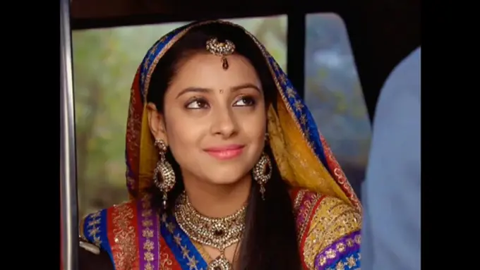 Kronologi kematian pemeran Anandhi.  (via Old Serial 69)