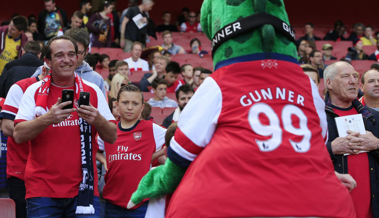 Pihak Arsenal merasa tak terlalu membutuhkan kehadiran sang maskot karena para fans saat ini masih tak bisa hadir ke stadion secara langsung. (AFP/Adrian Dennis)