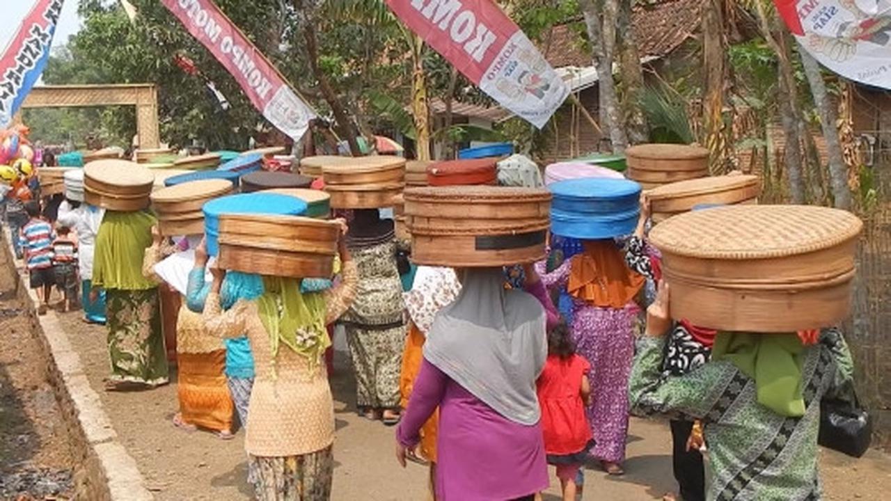 Menengok tradisi Takiran masyarakat Banjarnegara