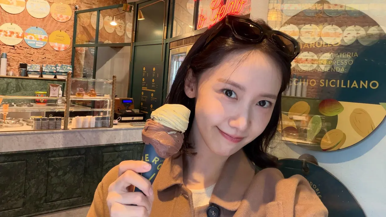 Yoona SNSD