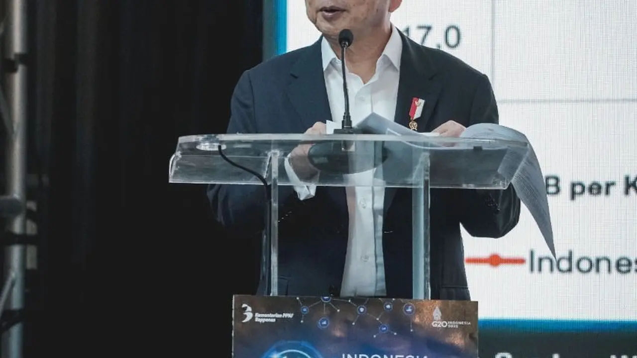 Menteri PPN/Kepala Bappenas Suharso Monoarfa dalam acara puncak Indonesia Development Forum di Bali, Senin (21/11/2022).