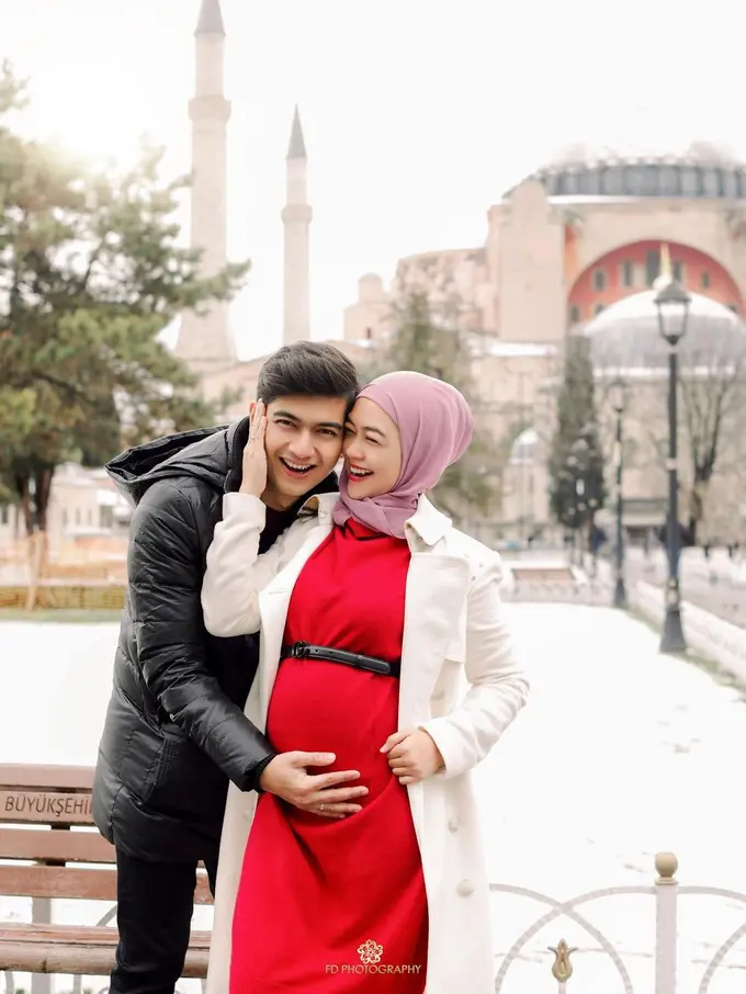 [Fimela] Ria Ricis dan Teuku Ryan