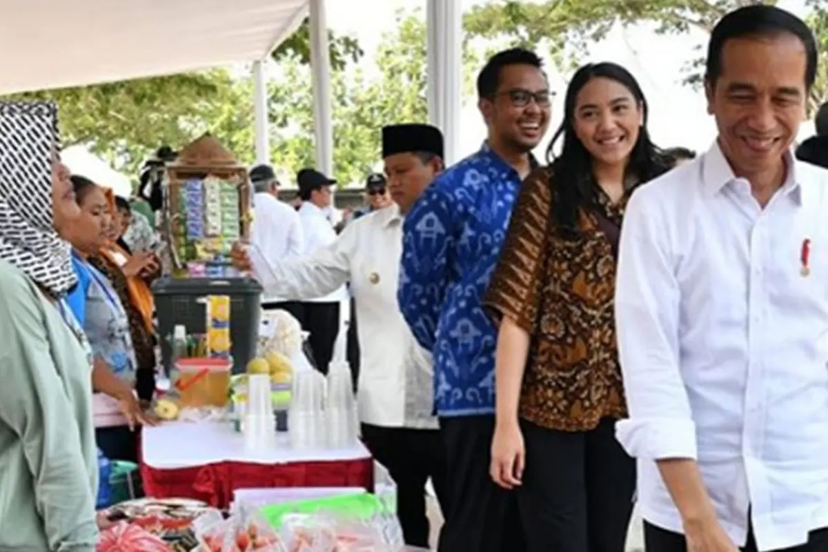 Putri Tanjung dan Jokowi