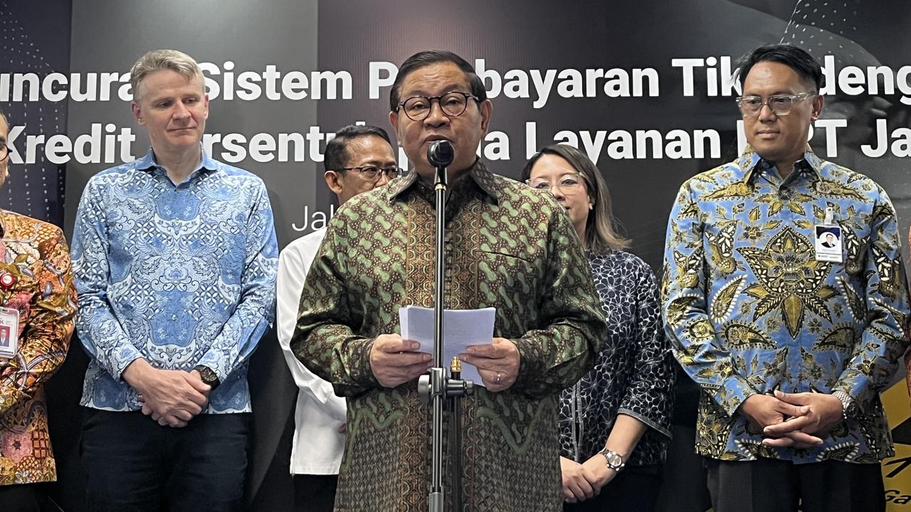 Pramono Resmikan Cara Baru Pembayaran Tiket MRT