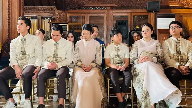 6 Potret Detail Kebaya Safeea Ahmad di Pernikahan Al Ghazali yang Curi Perhatian