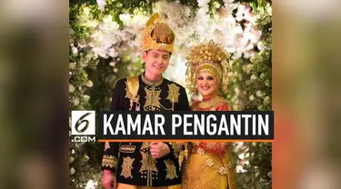 Ternyata banyak warganet yang penasaran bagaimana suasana kamar pengantin Cut Meyriska dan Roger Danuarta usai menikah. Cut meyriksa pun akhirnya mengunggah ke media sosial suasana kamar pengantinnya yang dihias begitu romantis.