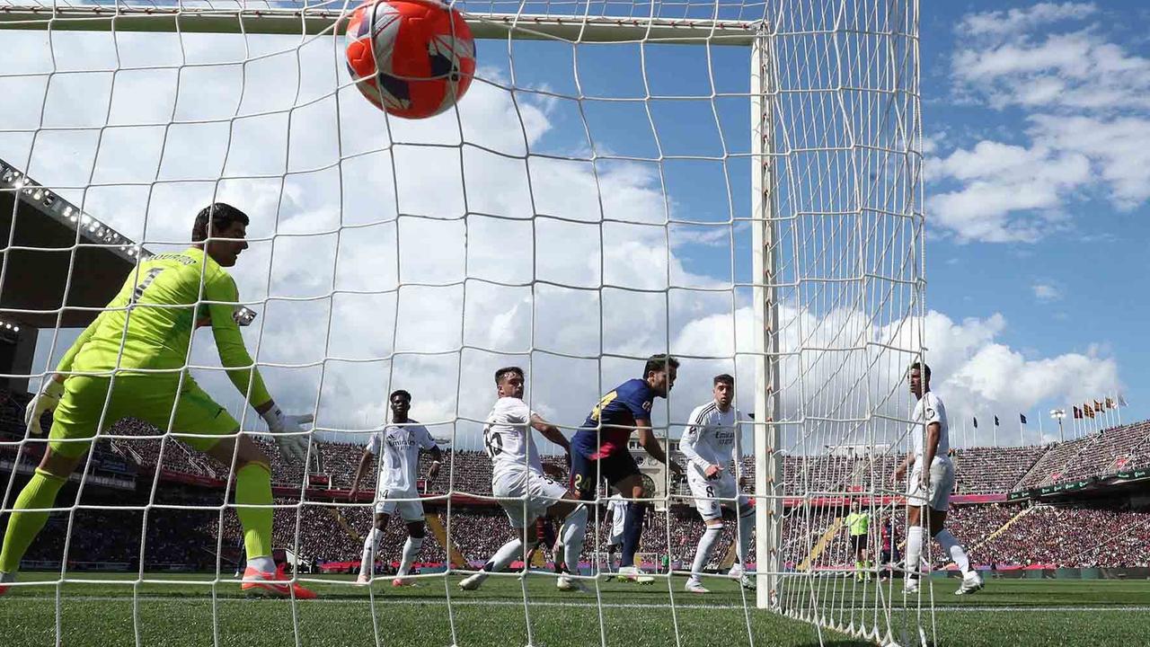 El Clasico Barcelona vs Madrid Banjir Gol, Tuan Rumah Terlalu Kuat Buat Tim Tamu