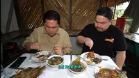 Menteri BUMN Ercik Thohir kulineran bersama foodvlogger Nex Carlos. (dok: Arif)