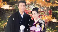 Syahrini dan Reino Barack memakai kimono (Instagram/princessyahrini)
