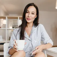 7 Tanda Seseorang Bisa Kembali Bahagia setelah Putus Cinta./Copyright Image by lookstudio on Freepik