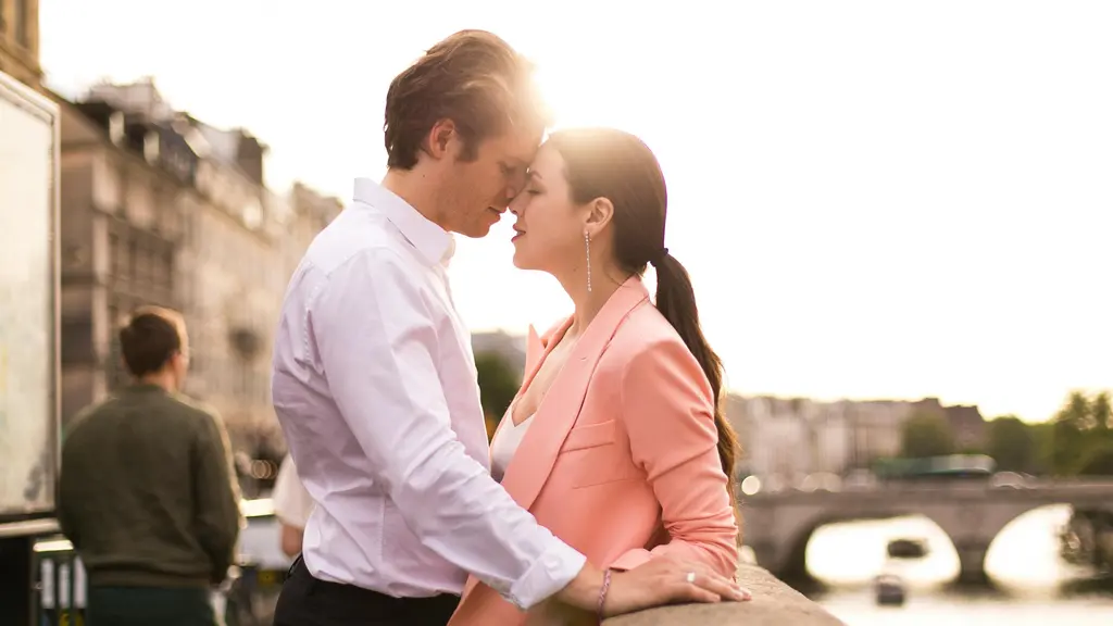 Ilustrasi Pasangan Zodiak yang Saling Menguatkan./copyright pexels./Eugenia Remark