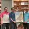 Buku Pengantar Kebahagiaan, Menyusuri Cerita di Balik Langkah Para Kurir